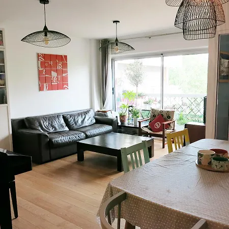 Family Lenoir Citycosy Apartment *